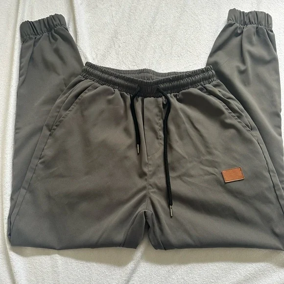 Drawstring pants - Picture 1 of 3